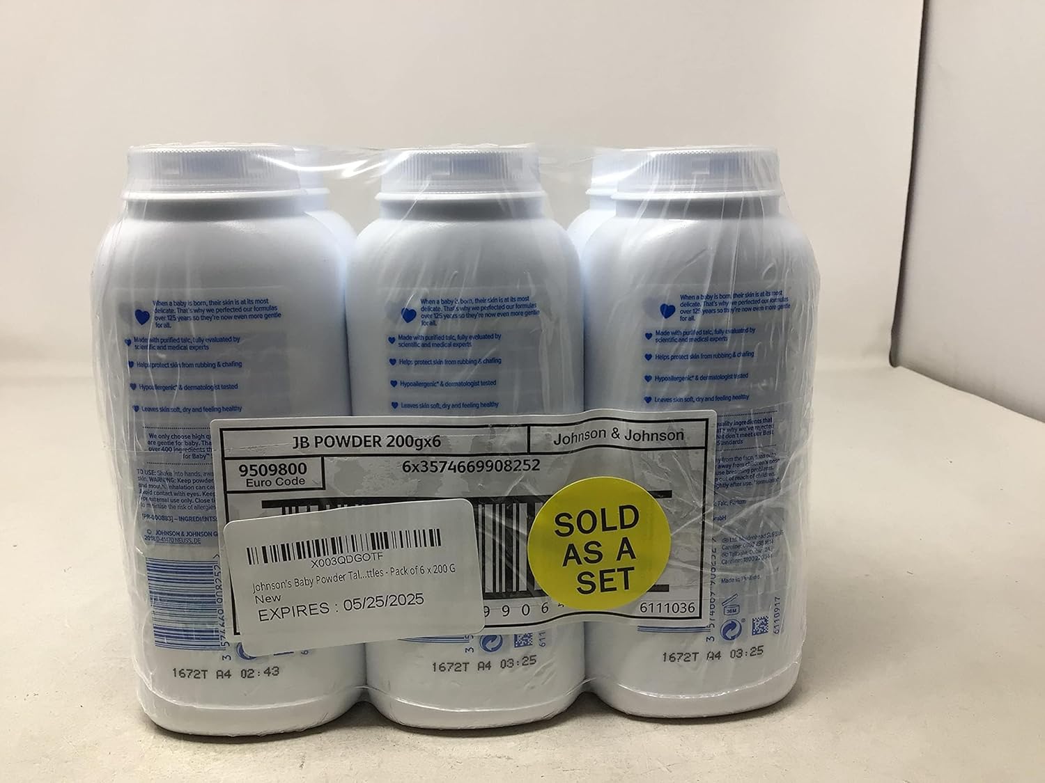 Johnson's Baby Powder Talc Talcum Soft Skin Care Protect Bottles - Pack of 6 x 200 G